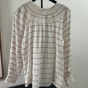 LOFT Long Sleeve White top size Large Smocked Detail